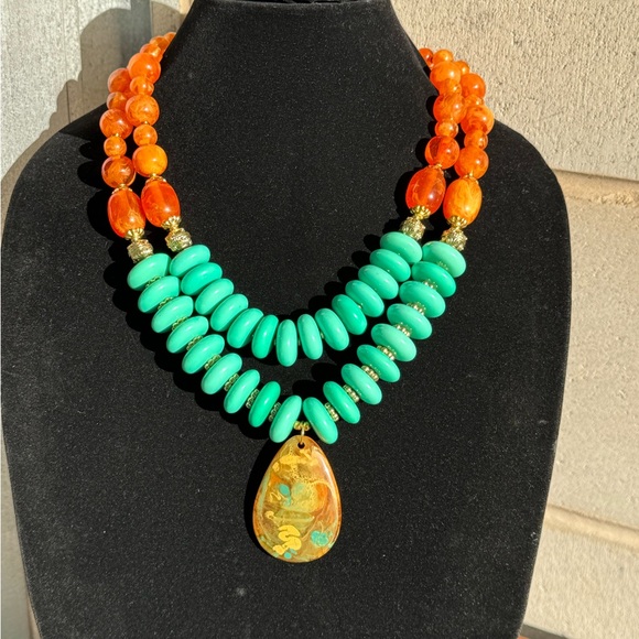 MISHKA STAEMENT CLOVER TRENDY NECKLACE - Picture 7 of 7